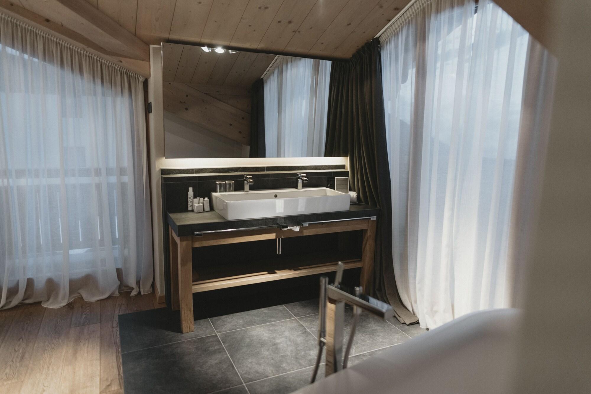 Eco & Wellness Boutique Hotel Sonne Ливиньо Экстерьер фото