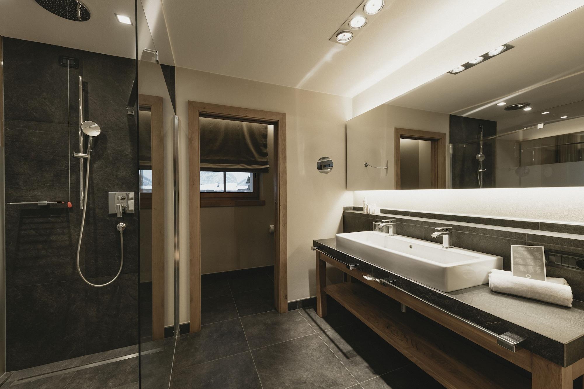 Eco & Wellness Boutique Hotel Sonne Ливиньо Экстерьер фото