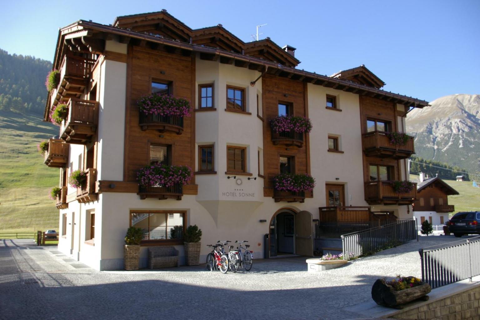 Eco & Wellness Boutique Hotel Sonne Ливиньо Экстерьер фото